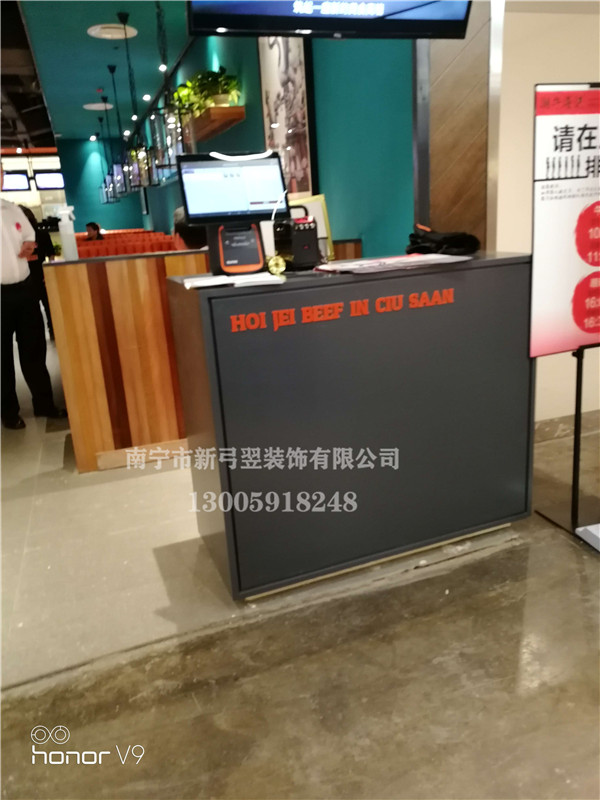  南宁不锈钢制品不锈钢包边玻璃门价格