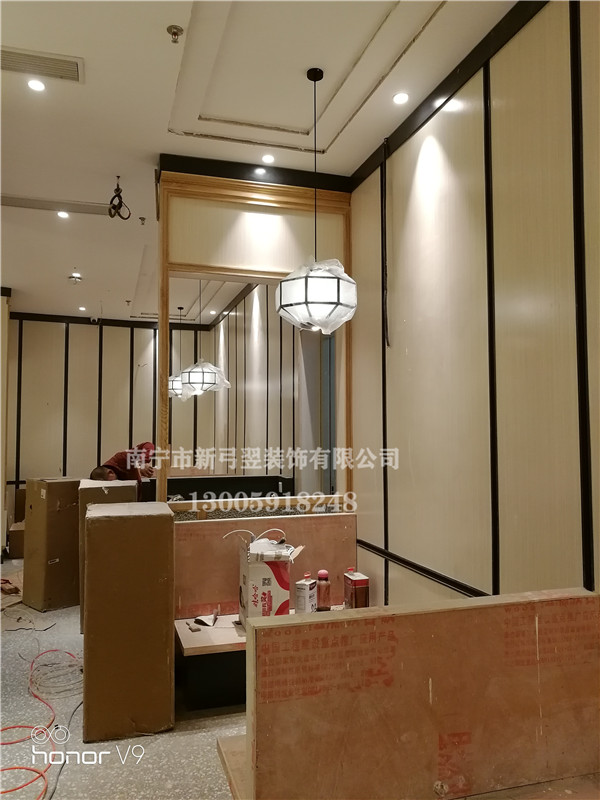   南宁不锈钢门窗不锈钢包边包板安装