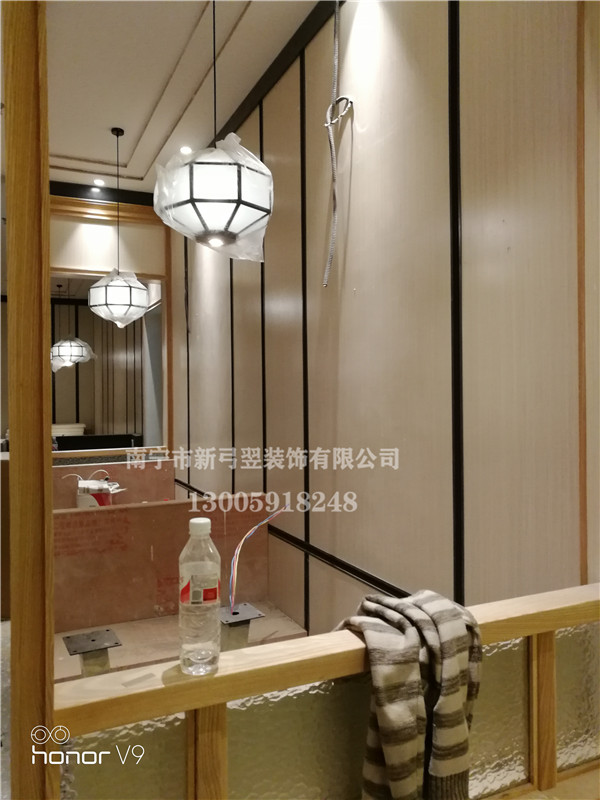  南宁不锈钢制品踢脚线安装