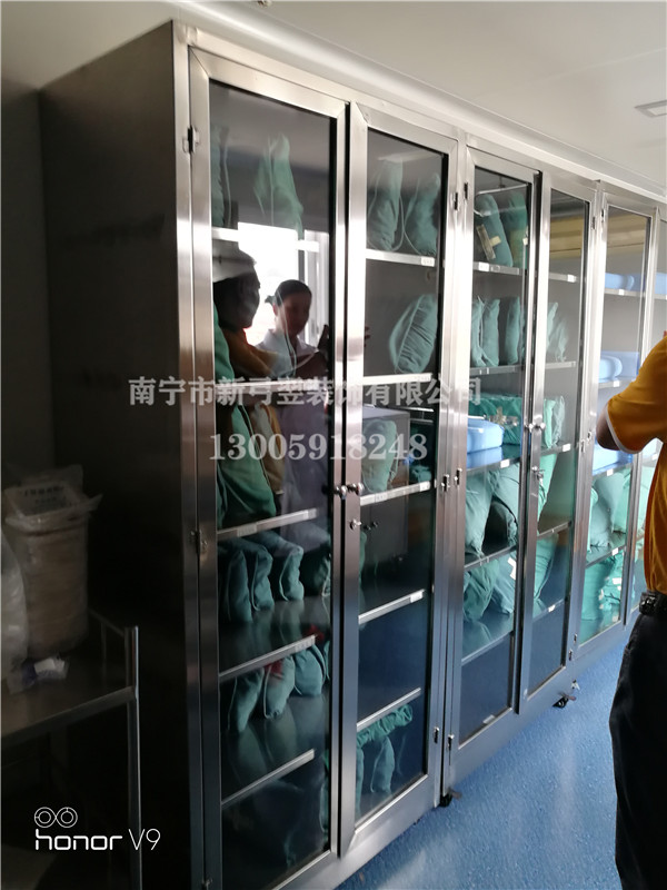 南宁不锈钢门窗不锈钢器械柜厂家