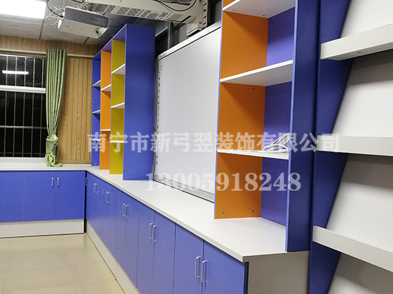  南宁不锈钢制品 亮格柜价格